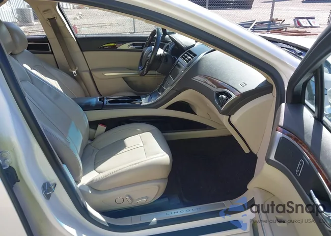 3LN6L2J95GR605714: 43376321