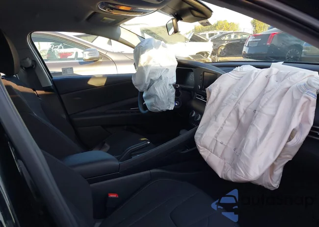 KMHLL4DGXSU990858: 43376409