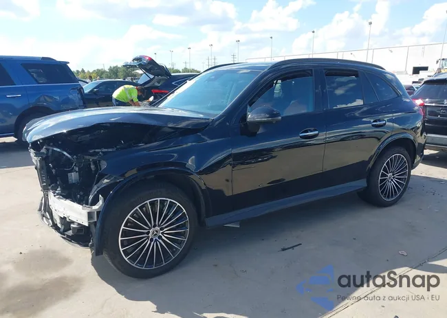 W1NKM4GB1RF117021: 43376451