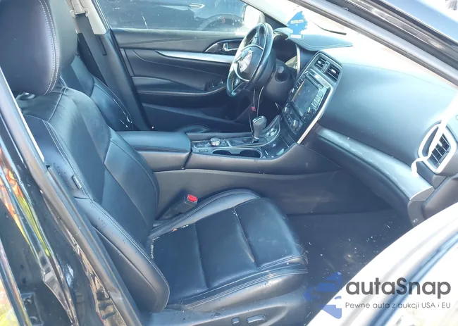 1N4AA6AP1GC379556: 43376478