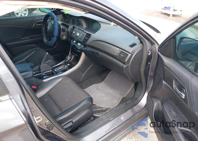 1HGCR2F52HA092480: 43376514