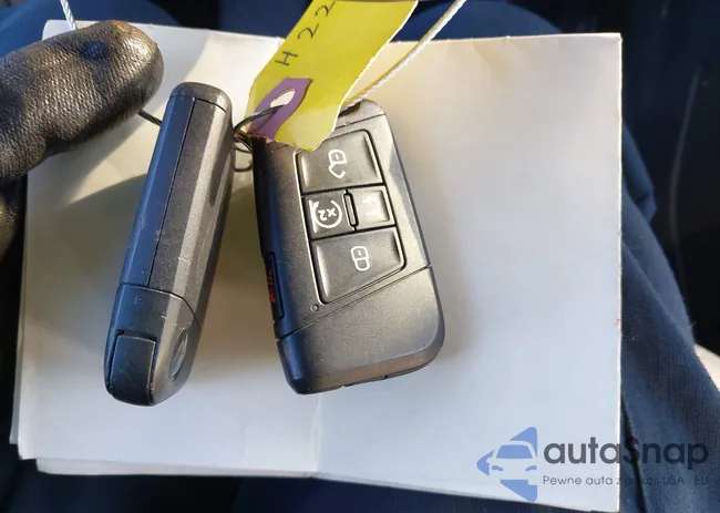 1V2XR2CA2KC581697: 43376580