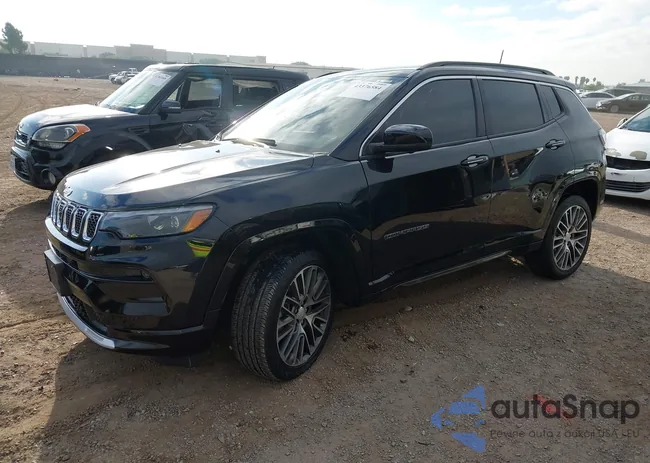 3C4NJDCN3PT525424: 43376584