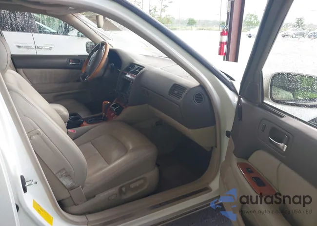 JT8BH28F8Y0177315: 43377659