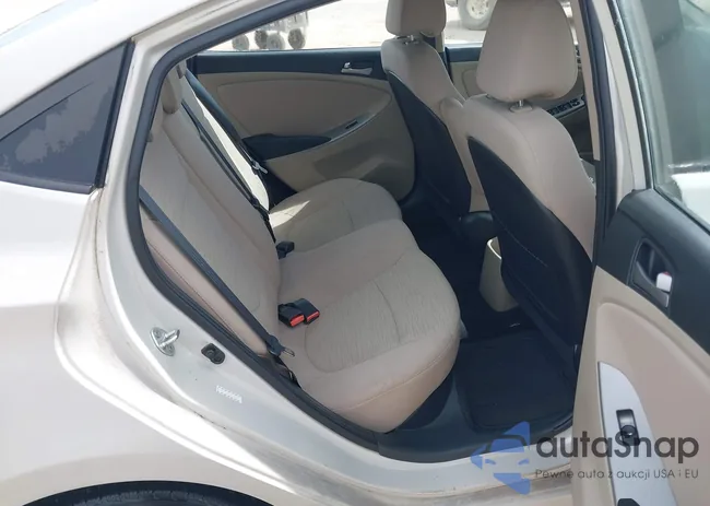 KMHCT4AE1HU200911: 43377745