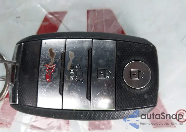 KNDPN3AC7H7110184: 43378033