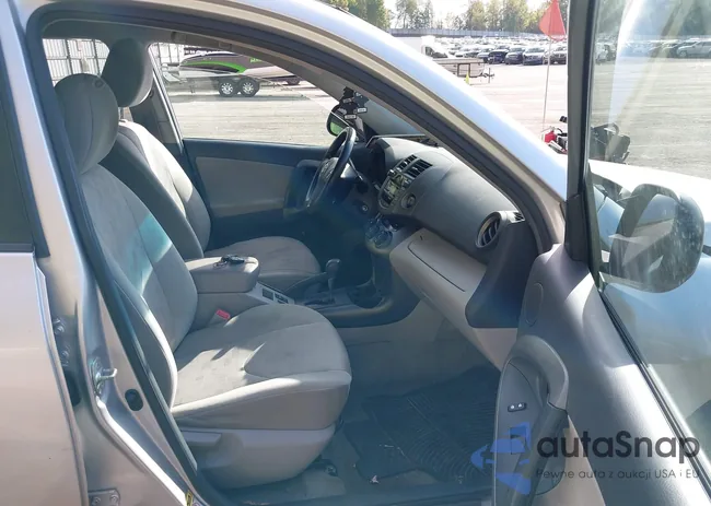 2T3BF33V09W013422: 43378038