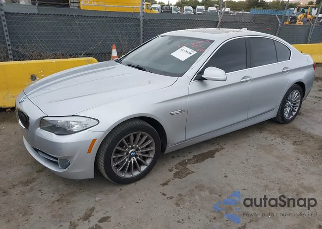 WBAFR7C56DC820603: 43378188