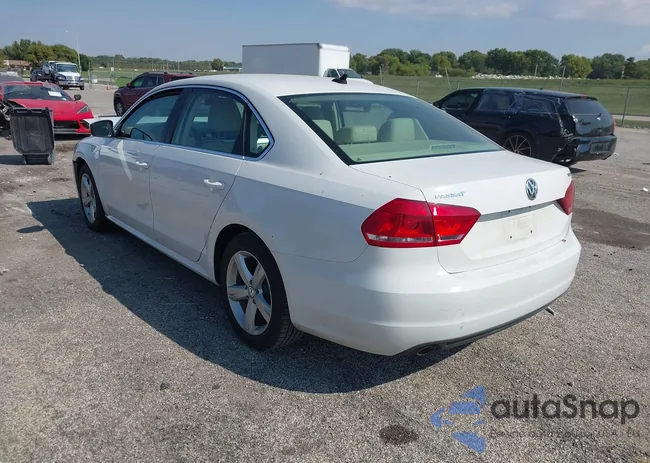 1VWBN7A31DC037653: 43377282