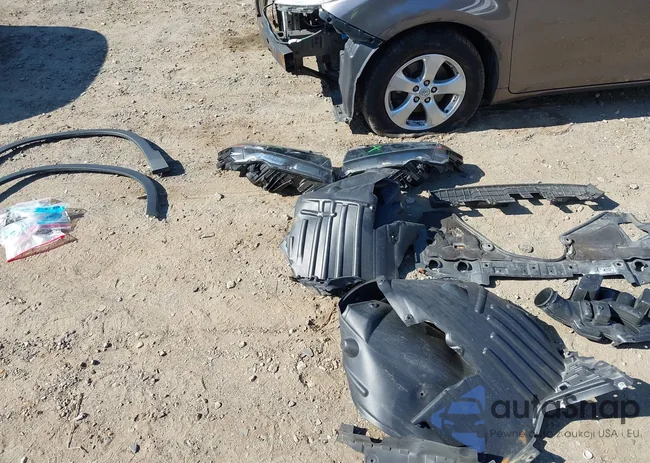 5FPYK3F12MB024085: 43377318