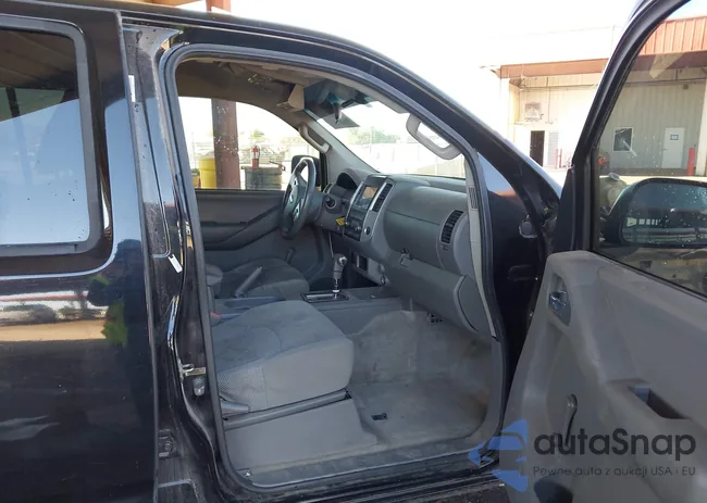 1N6AD0ER4EN743946: 43377552