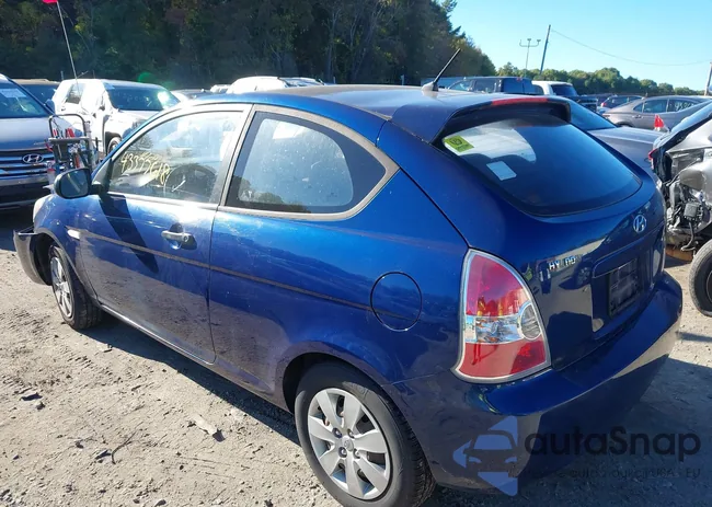 KMHCM3AC4BU195927: 43377618