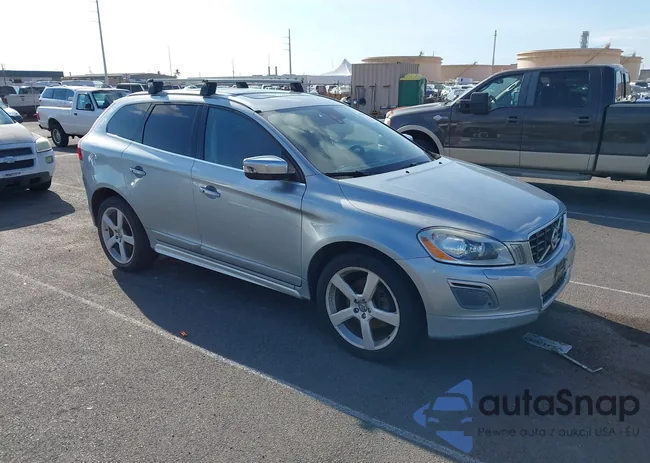 YV4952DL9B2147589: 43378891