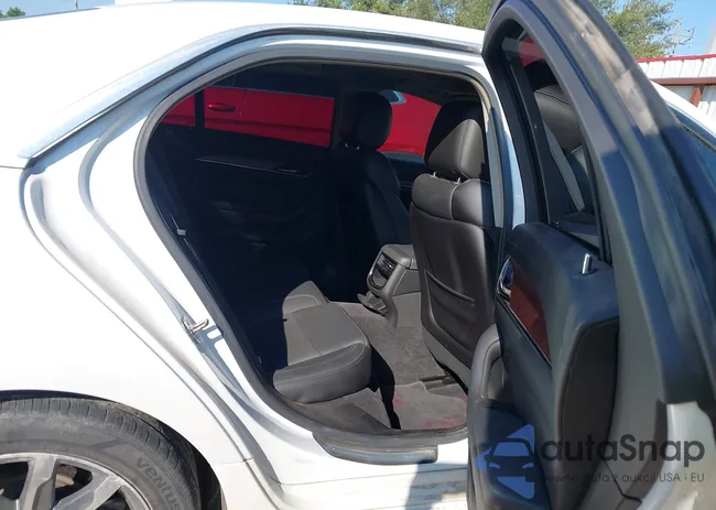 1G6AR5SX0G0110075: 43378910