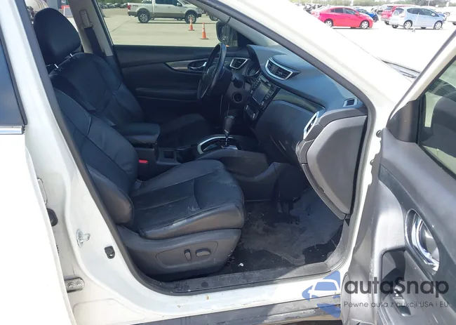 JN8BT27T6GW024990: 43378981