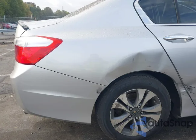 1HGCR2F34DA122653: 43378985