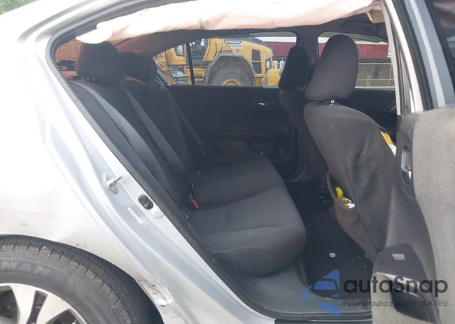 1HGCR2F34DA122653: 43378985