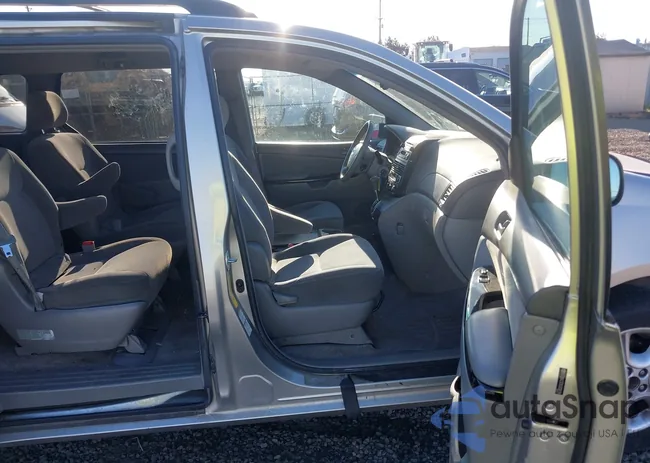 5TDBA23C95S036104: 43379006