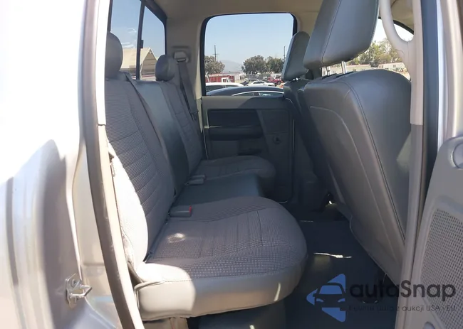 1D7HA18298J102677: 43379150