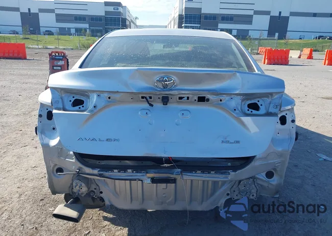 4T1BK1EB9EU101231: 43378354