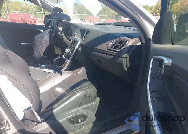 YV4612HK0G1003118: 43378375