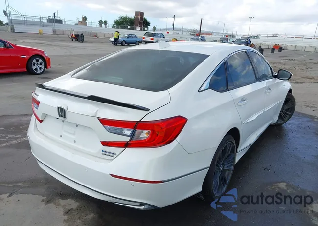 1HGCV3F93JA004434: 43378388