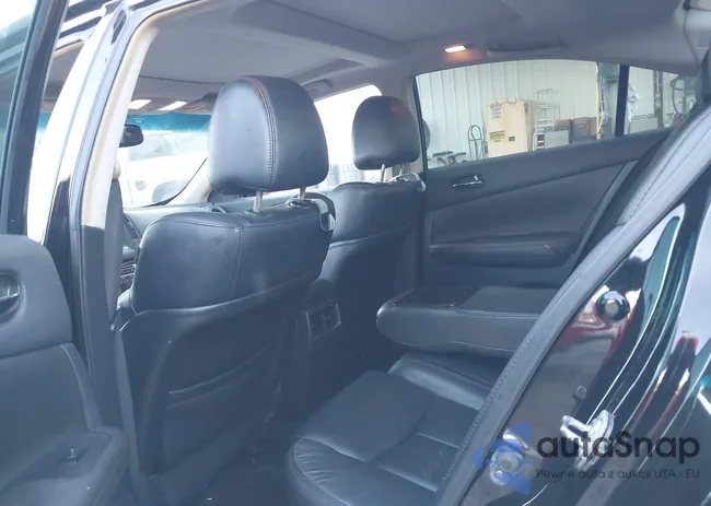 1N4AA5AP8BC827973: 43378596