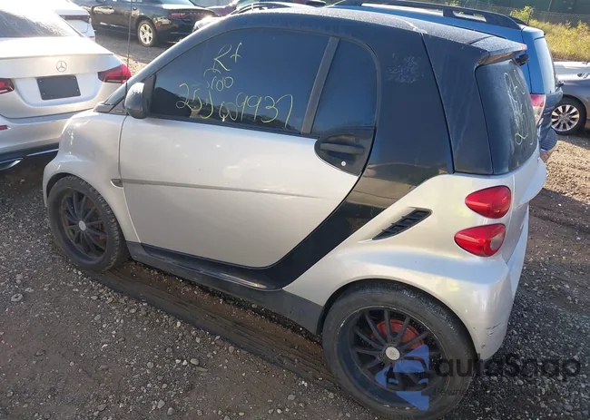 WMEEJ31X28K119962: 43379666