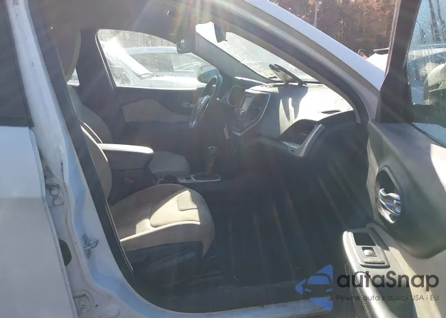 1C4PJLAB2GW137915: 43379701