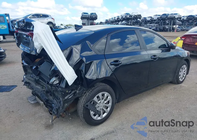 3KPF24AD5ME320246: 43379789