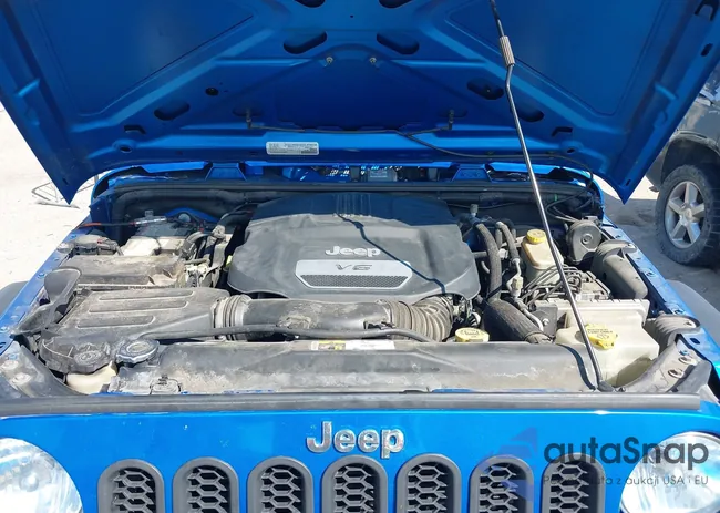 1C4BJWDG2GL170157: 43379795