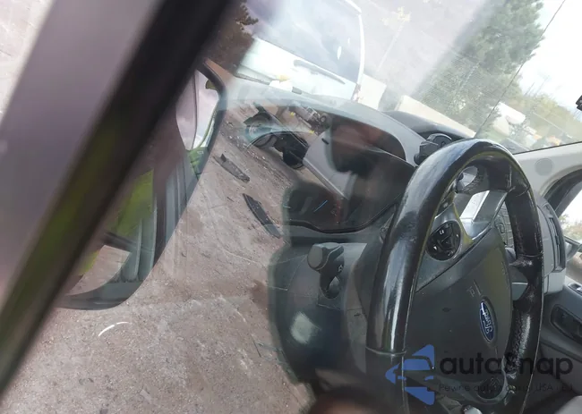 1FTYR1ZGXHKB25120: 43379809