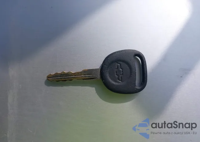 1GNFG15T051145577: 43379852