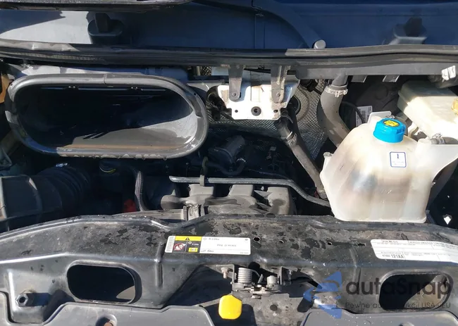 3C6TRVNG0FE519885: 43379943