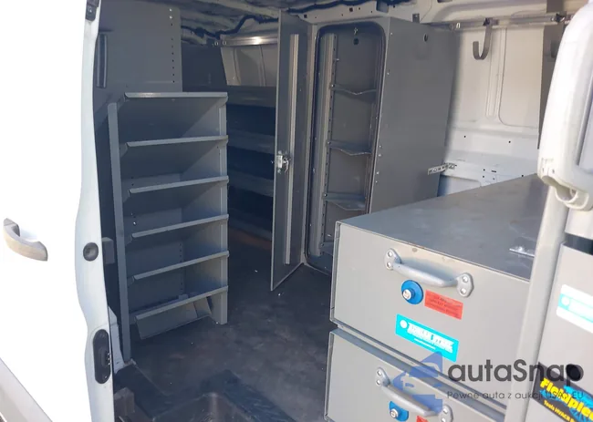 1FTYR2YM6JKB11525: 43379951