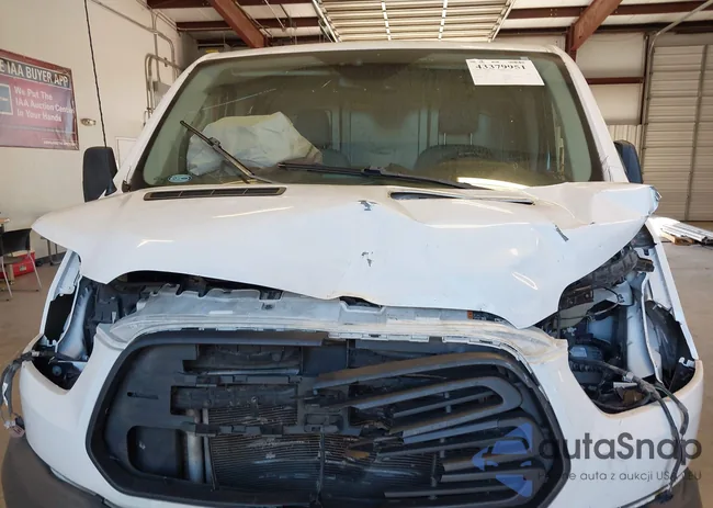 1FTYR2YM6JKB11525: 43379951