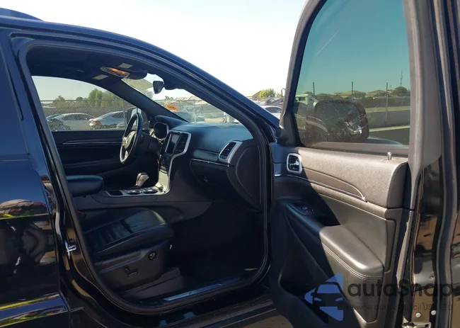 1C4RJEBG3JC281464: 43379257