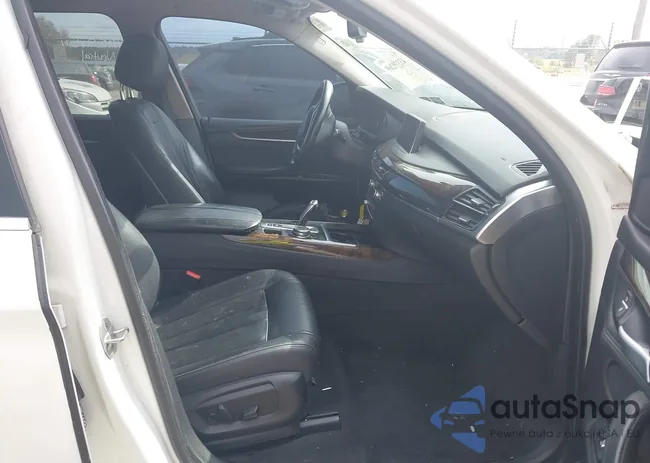 5UXKR0C58F0P09823: 43379269