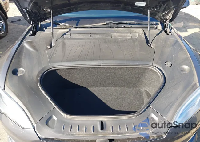 5YJSA1E51NF464603: 43379404