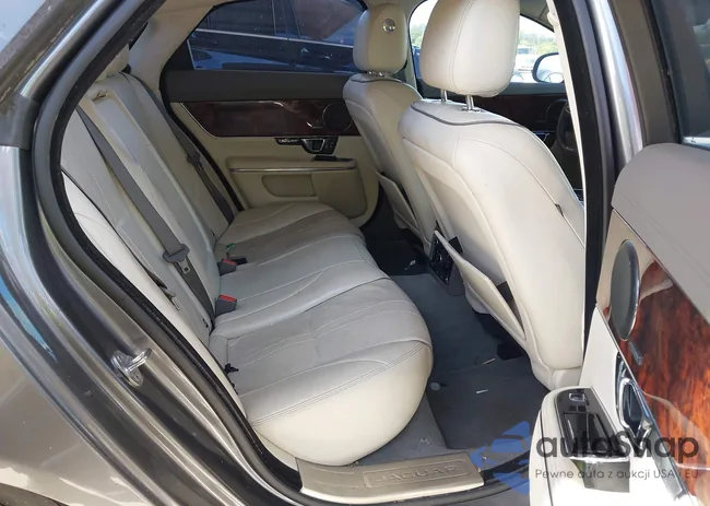 SAJWA1C76G8W02422: 43379474