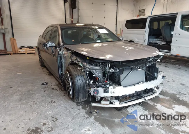 WBY53EJ07RCR10523: 43380690