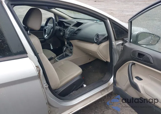 3FADP4BJ5JM128569: 43380843