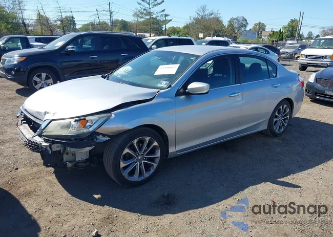 1HGCR2F50DA006853: 43380863