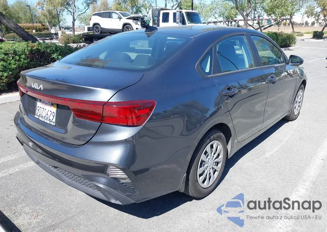 3KPF24AD4PE565723: 43381048