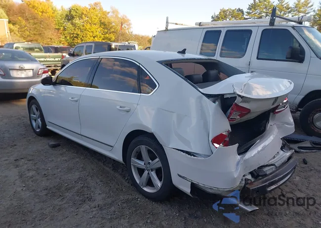 1VWCN7A30CC108439: 43381148