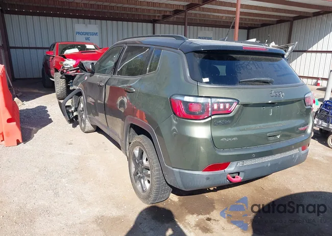 3C4NJDDBXJT238917: 43381676