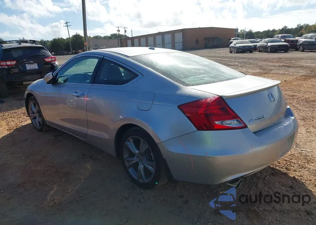 1HGCS2B85CA001571: 43381802