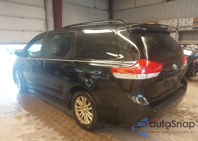 5TDYK3DC1BS135748: 43382112