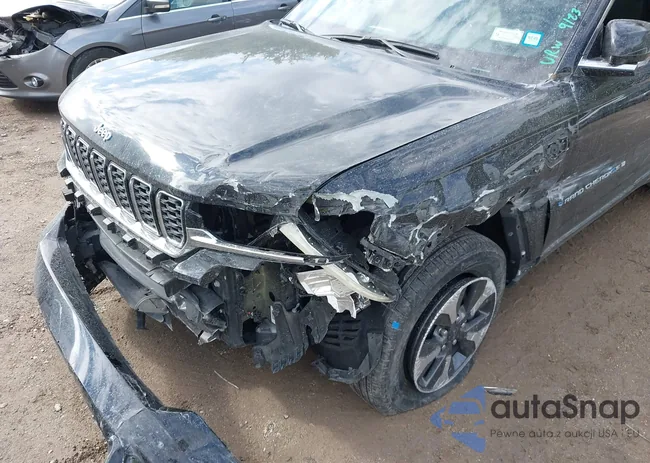 1C4RJYB67RC158528: 43382190