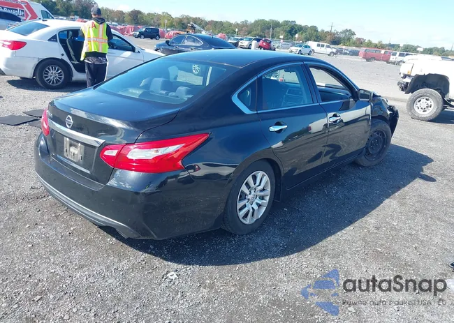 1N4AL3APXGC213903: 43382207